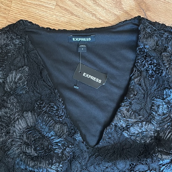 Lace Embroidered V-Neck Long Sleeve Thong Bodysuit NWT Size S Express - Picture 4 of 11